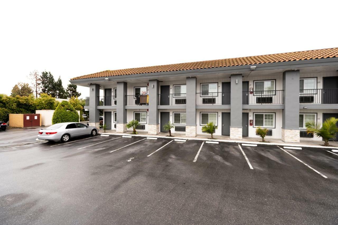 Rodeway Inn San Jose Hwy-101 Tully Rd Exit Екстер'єр фото